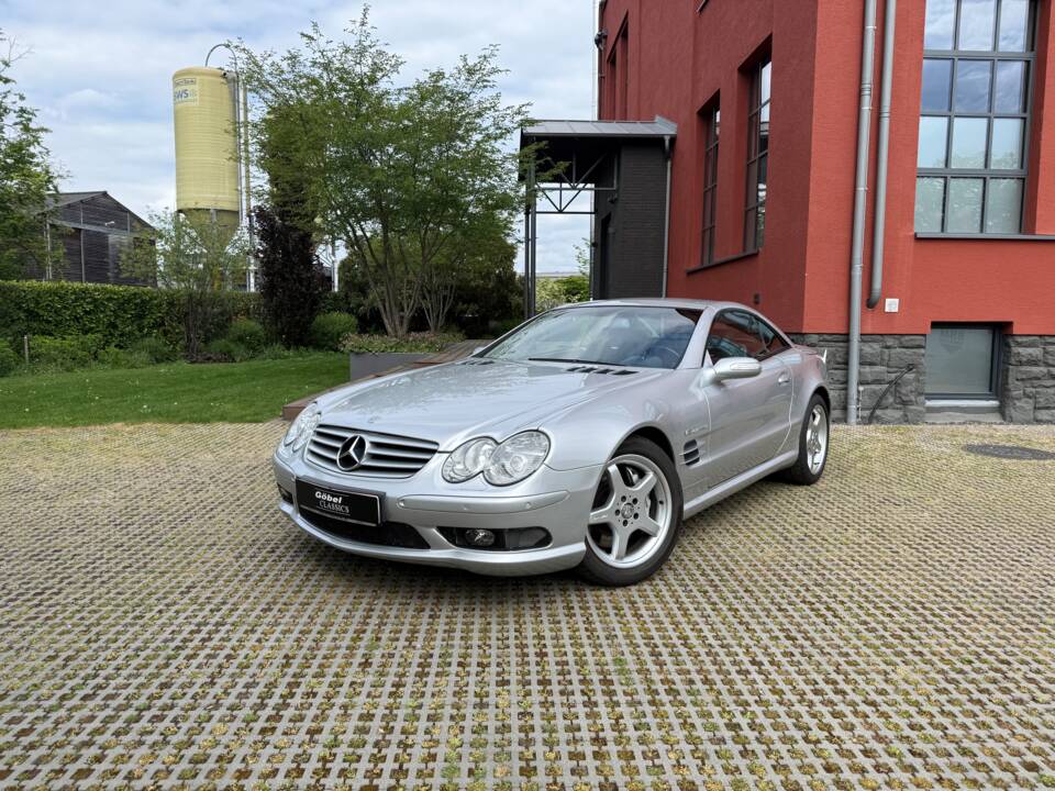 Image 1/29 of Mercedes-Benz SL 55 AMG (2004)