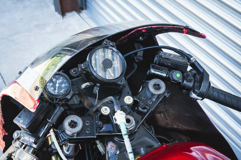 Image 10/50 of Kawasaki GPX 750R (1987)