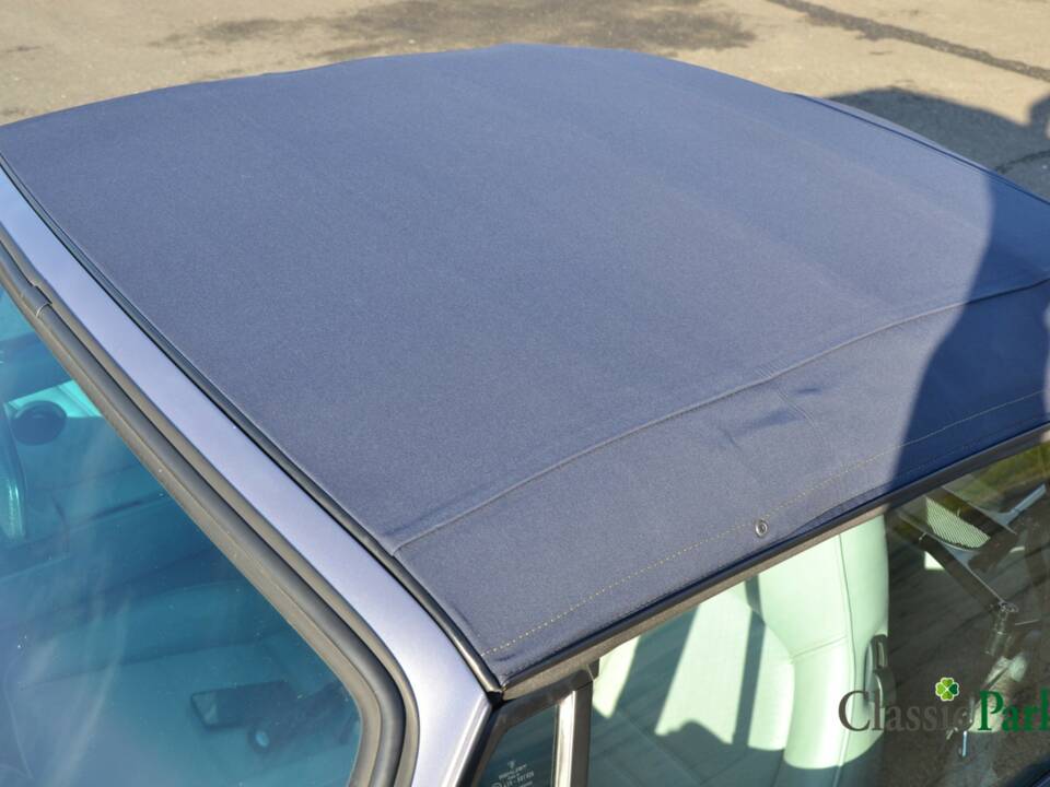 Image 30/50 of Porsche 911 Carrera 3.2 (1987)