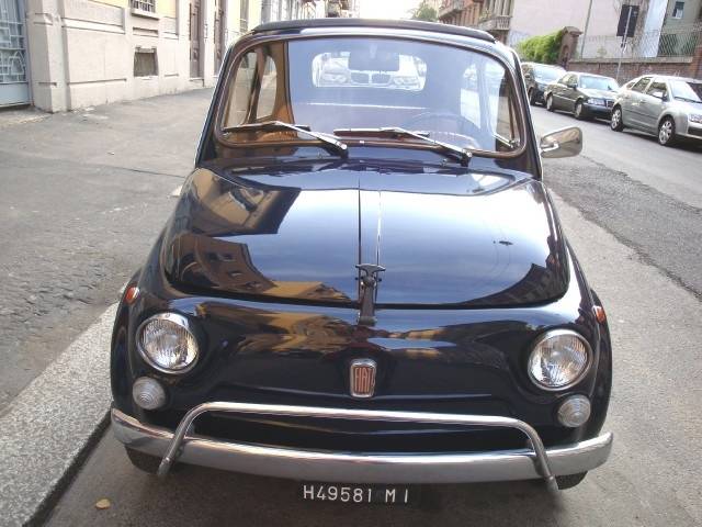 Image 11/18 of FIAT 500 L (1969)