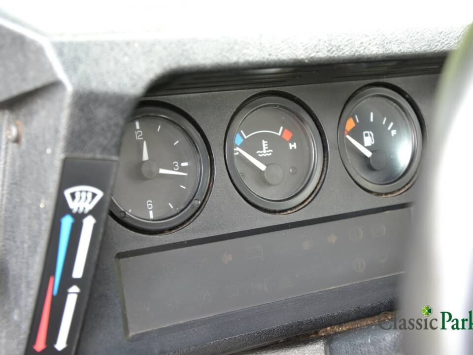 Afbeelding 36/50 van Land Rover Defender 110 Td5 (2000)