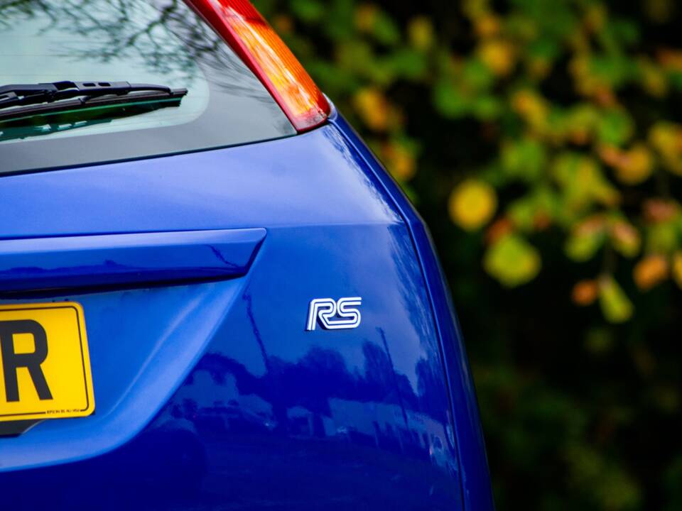 Immagine 13/16 di Ford Focus RS (2003)