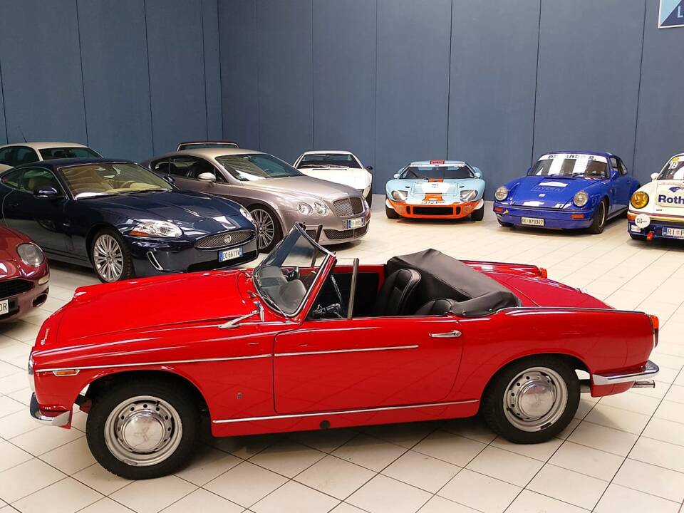 Image 6/47 of Innocenti 950 Spider (1962)