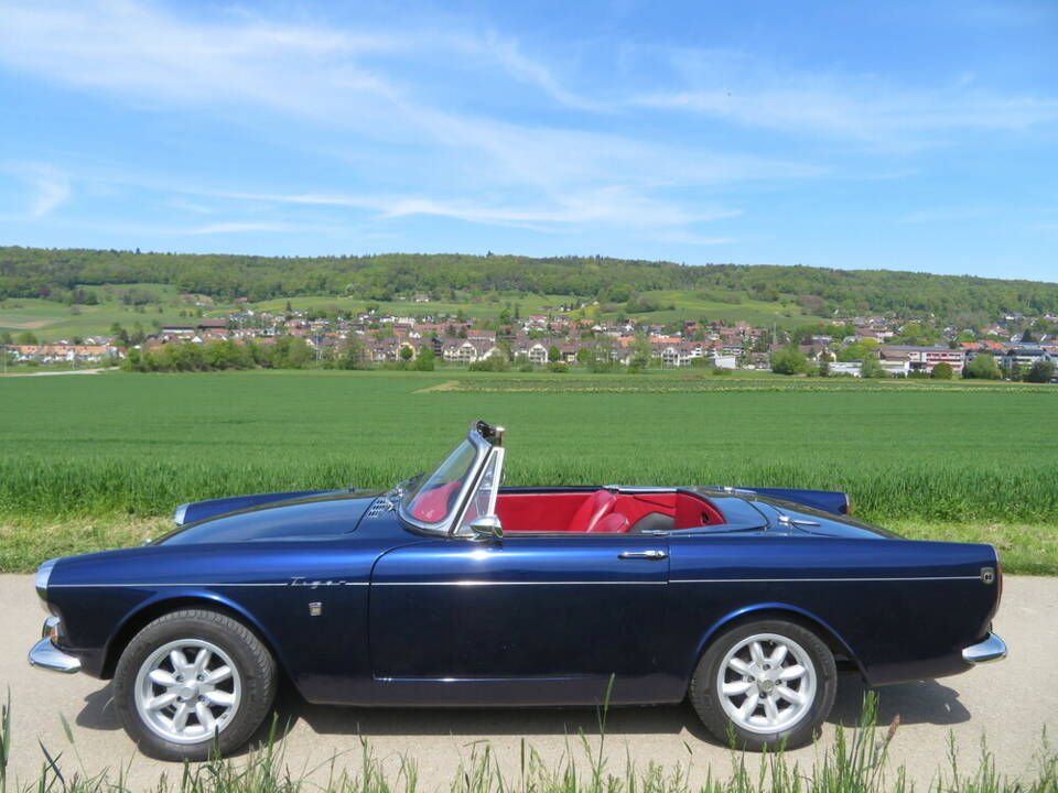 Image 3/23 de Sunbeam Tiger Mk I (1966)