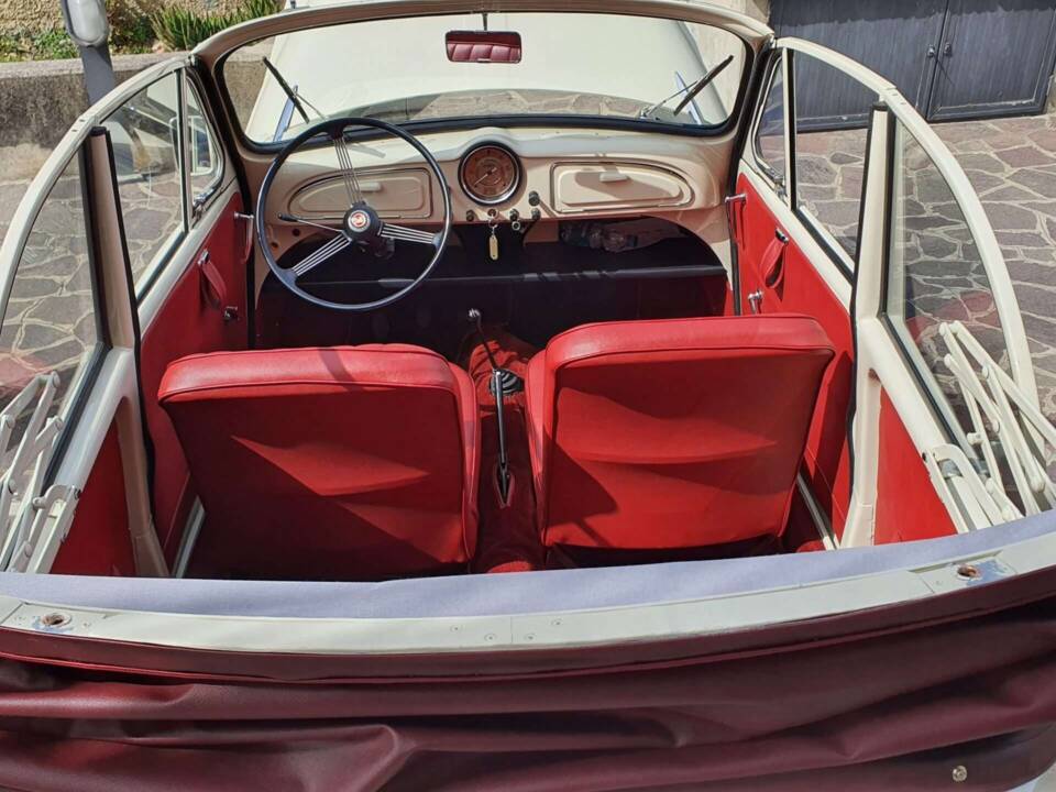 Image 21/66 of Morris Minor 1000 Tourer (1961)