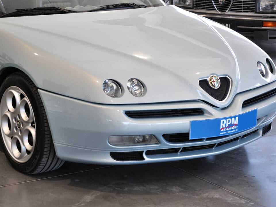 Immagine 16/41 di Alfa Romeo Spider 3.0 V6 12V (2000)