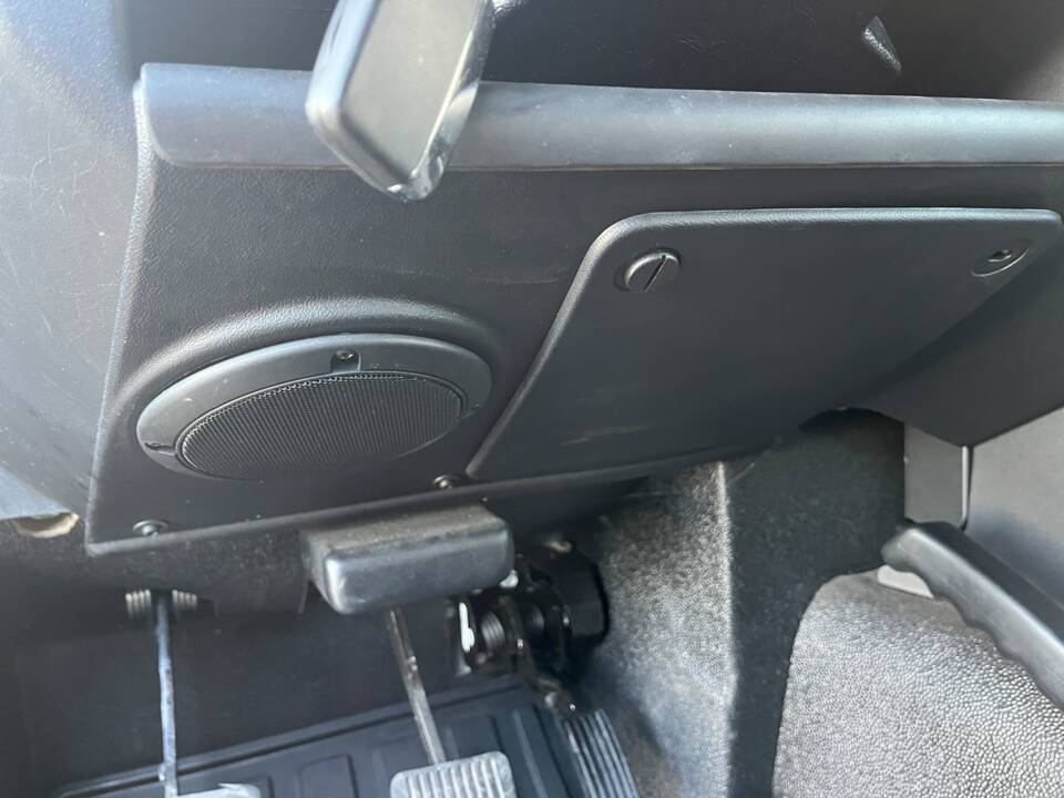 Image 81/93 of Land Rover Defender 110 (2014)