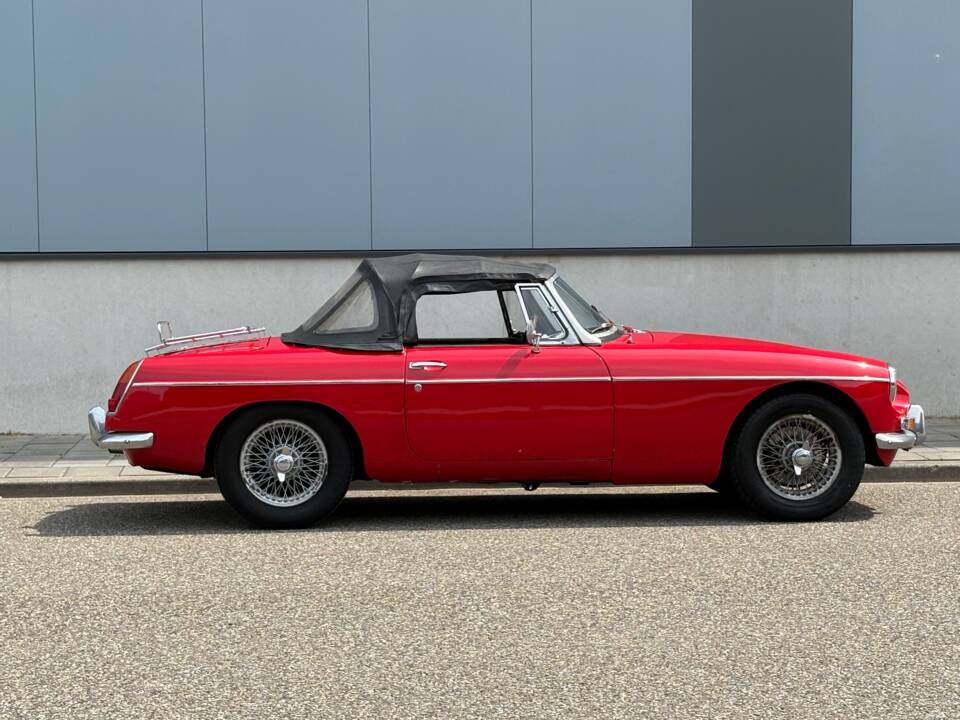 Imagen 17/21 de MG MGB (1964)