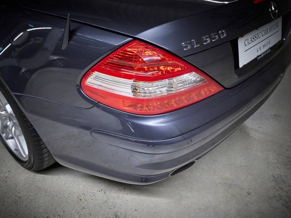 Image 39/99 de Mercedes-Benz SL 550 (2007)