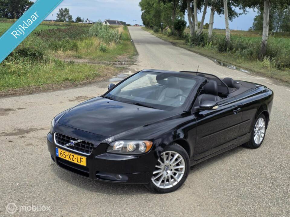 Image 2/38 de Volvo C70 2.4 (2006)