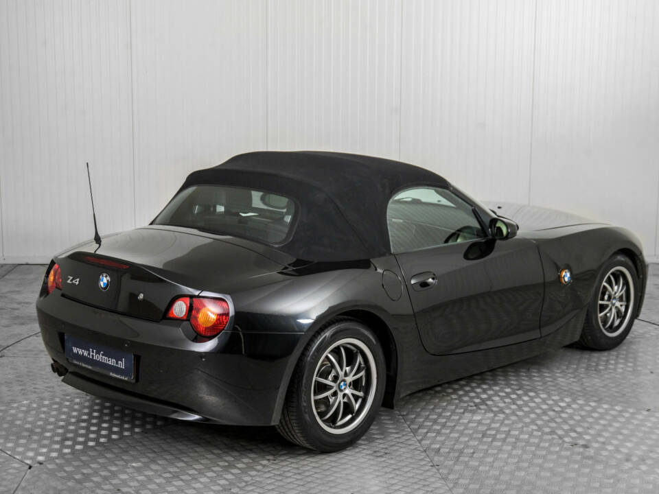 Image 46/50 of BMW Z4 2.5i (2003)