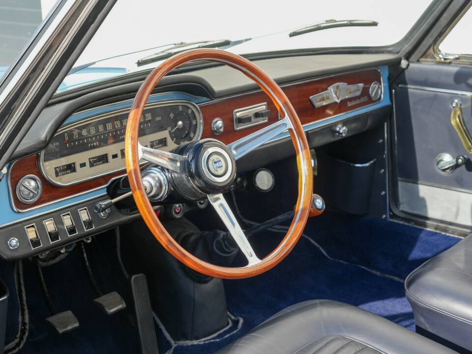 Image 27/50 of Lancia Flavia 1.8 (Vignale) (1963)