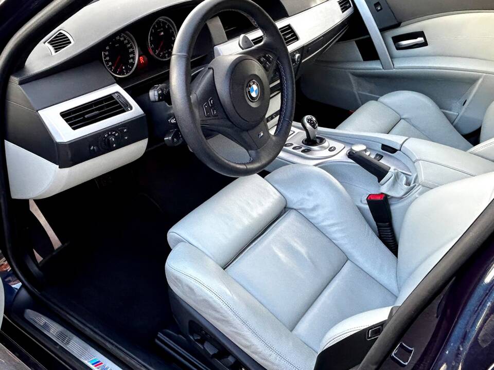 Bild 7/16 von BMW M5 (2005)
