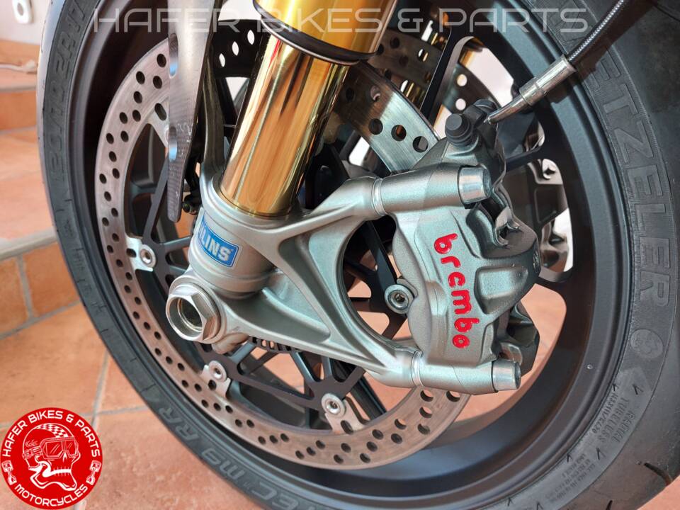 Image 24/30 of Ducati DUMMY (2012)