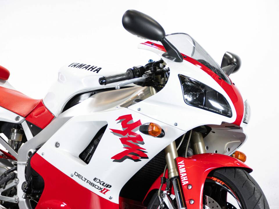 Bild 35/50 von Yamaha YZF 1000 R1 (1998)