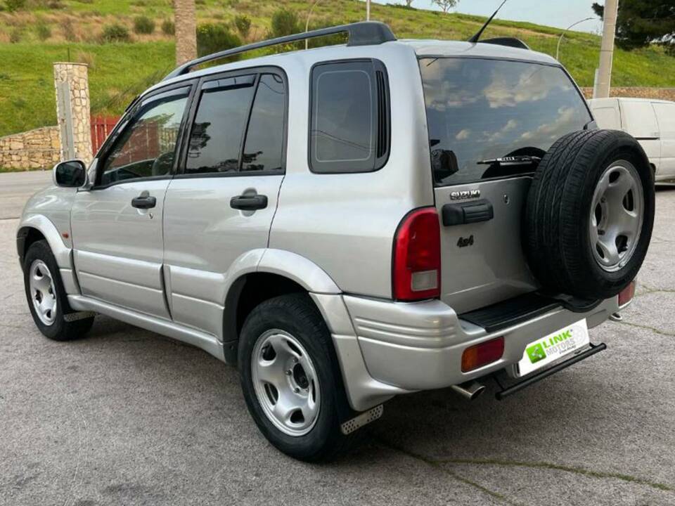 Imagen 8/10 de Suzuki Grand Vitara 2.0 TDI (1999)