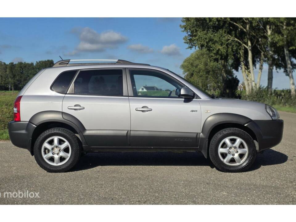 Image 9/46 of Hyundai Tucson 2.0i 4WD (2005)