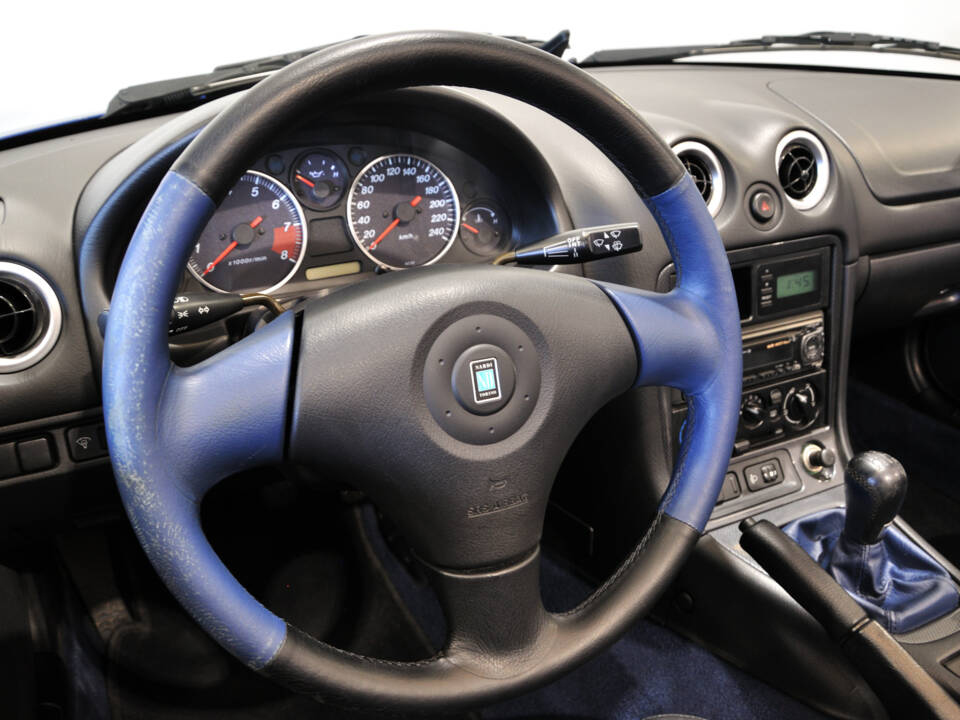 Image 38/47 of Mazda MX-5 1.8 (1999)