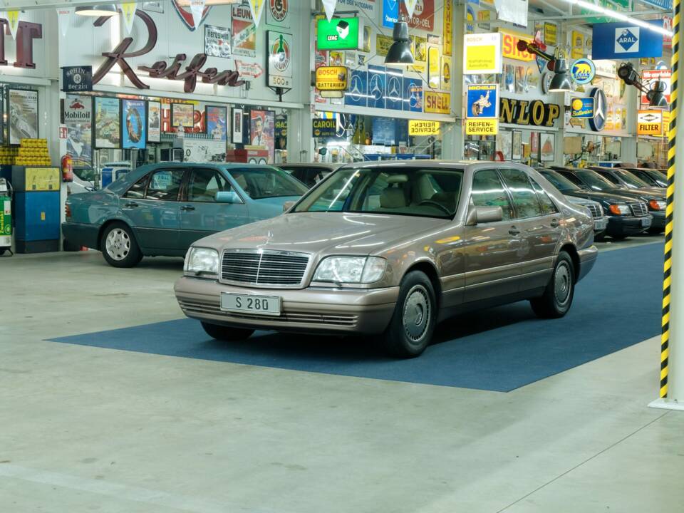 Bild 9/50 von Mercedes-Benz S 280 (1994)