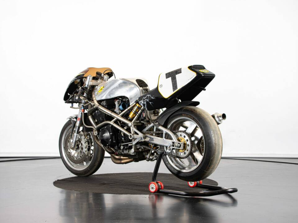 Immagine 2/50 di Suzuki Harris 1340 (1995)