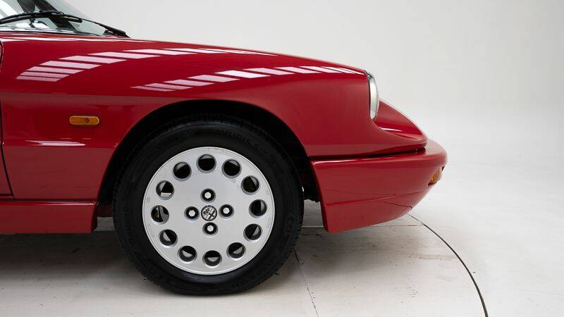 Bild 10/15 von Alfa Romeo 2.0 Spider (1991)