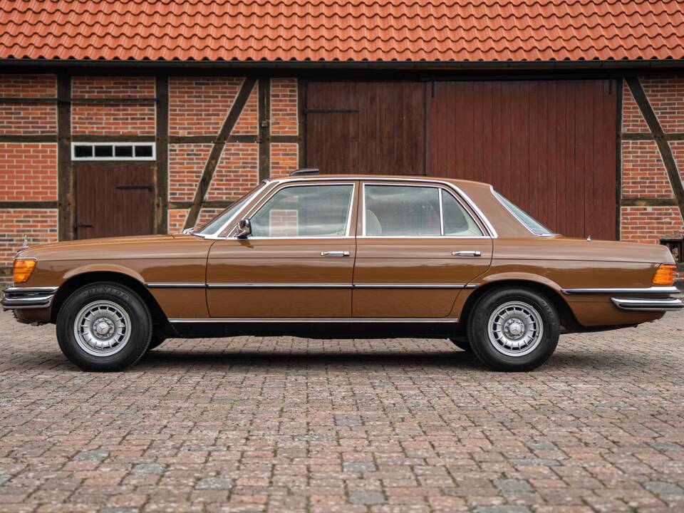 Image 11/81 of Mercedes-Benz 280 SE (1979)