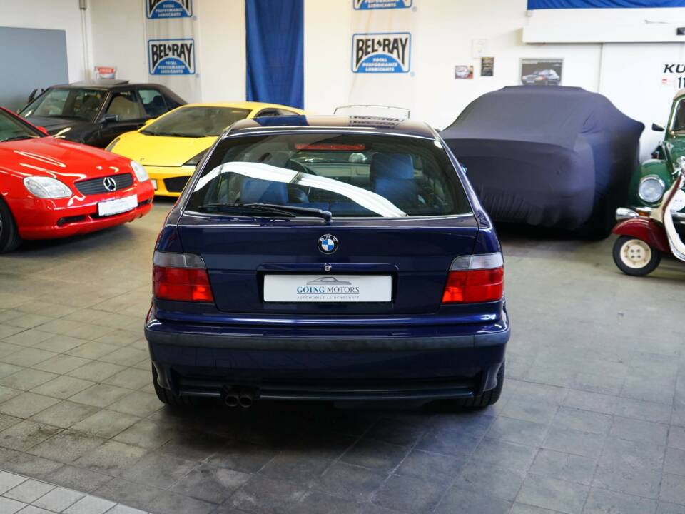 Image 13/33 of BMW 323ti Compact (1999)