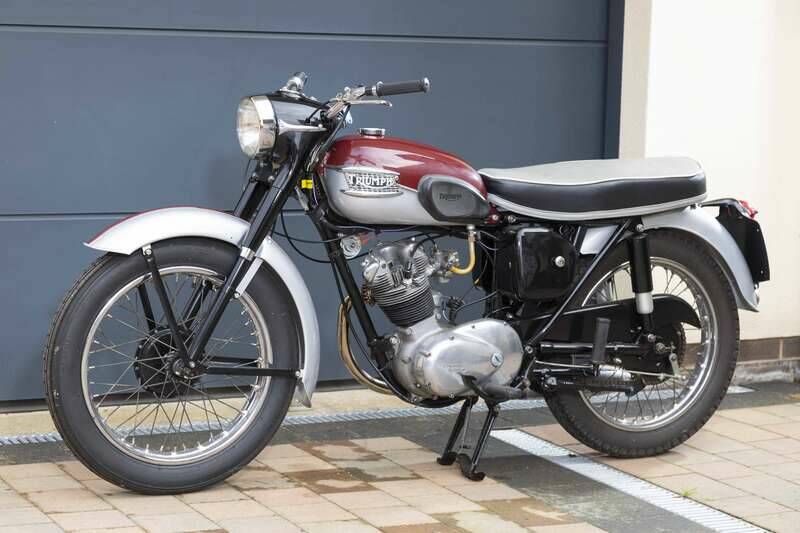 Image 14/23 of Triumph T 20 Tiger Cub (1960)