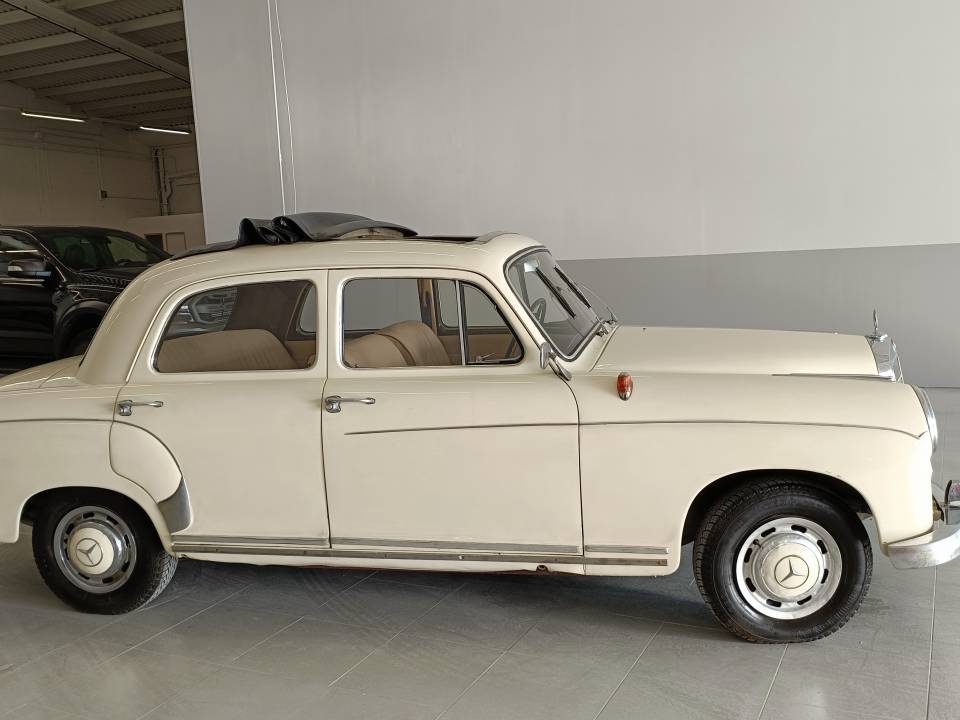 Imagen 5/14 de Mercedes-Benz 180 (1956)