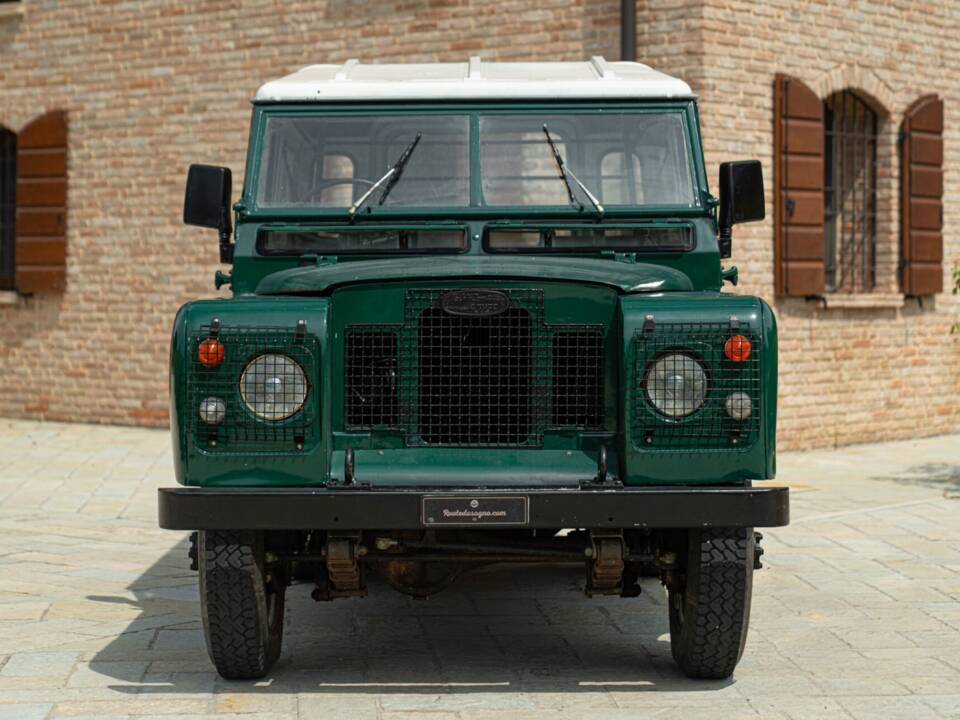 Image 3/50 of Land Rover 88 Lightweight (1977)