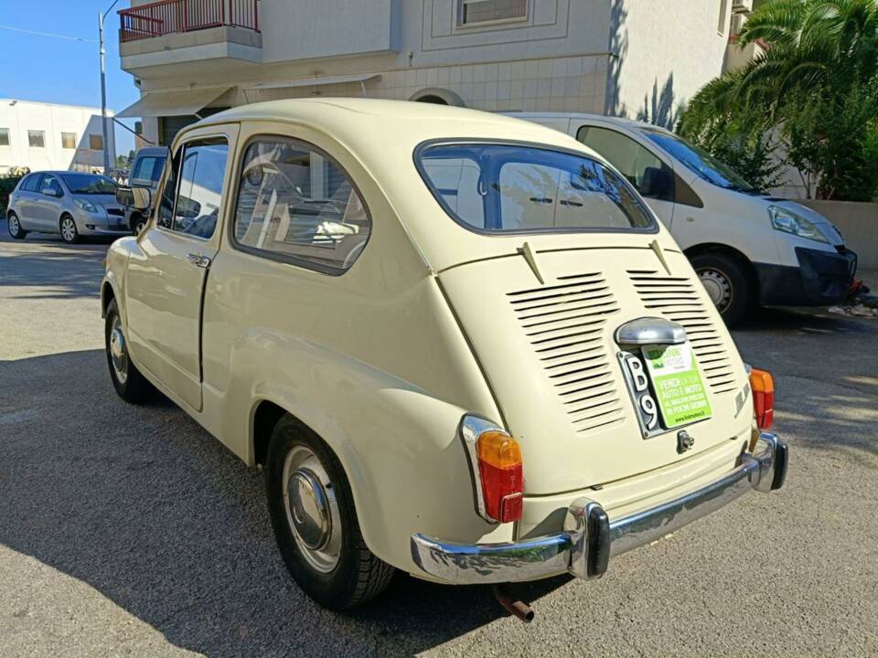 Immagine 29/50 di FIAT 600 D (1969)