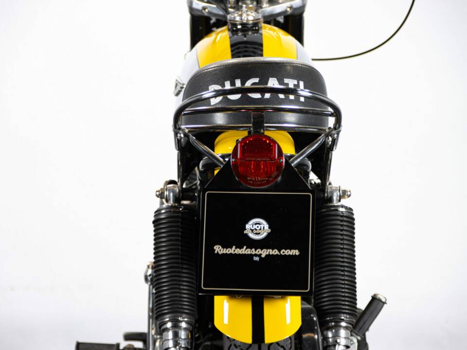 Immagine 32/50 di Ducati 350 Scrambler (1971)