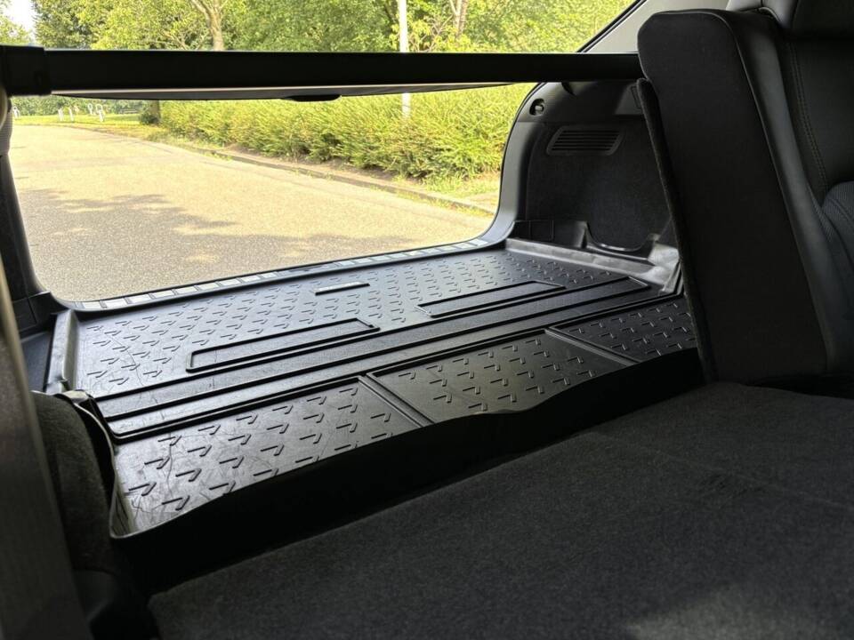 Image 24/27 de Lexus RX 450h (2011)