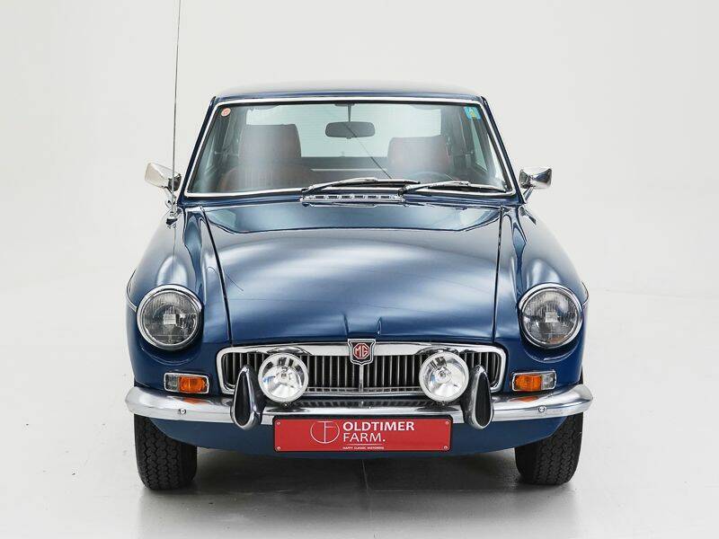 Immagine 9/15 di MG MGB GT (1973)