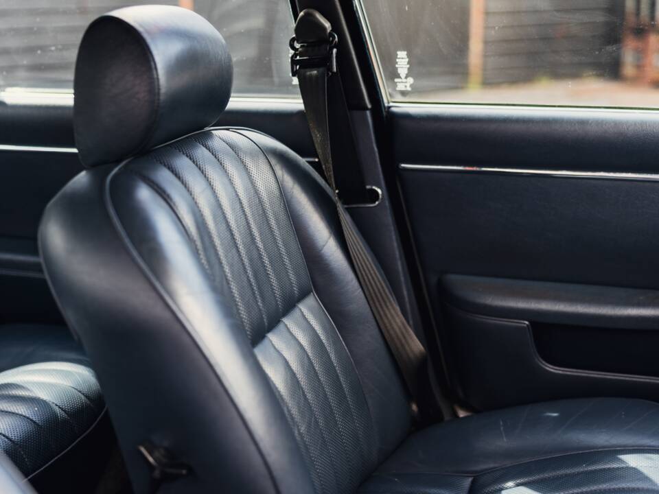 Imagen 46/50 de Jaguar XJ 6 4.2 (1982)