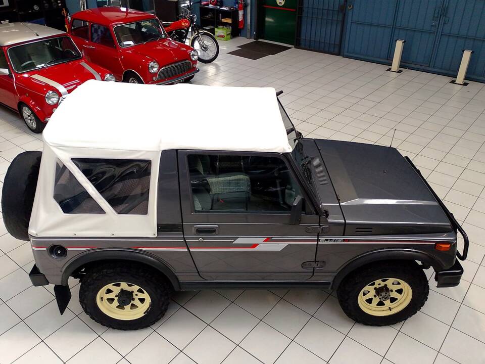 Bild 12/42 von Suzuki SJ 413 (1988)