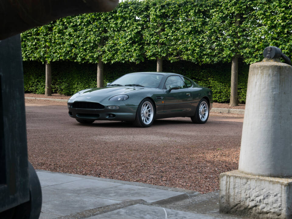 Immagine 64/76 di Aston Martin DB 7 (1995)