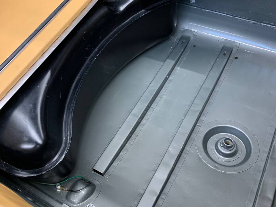 Immagine 5/5 di Jaguar E-Type 3.8 (1964)