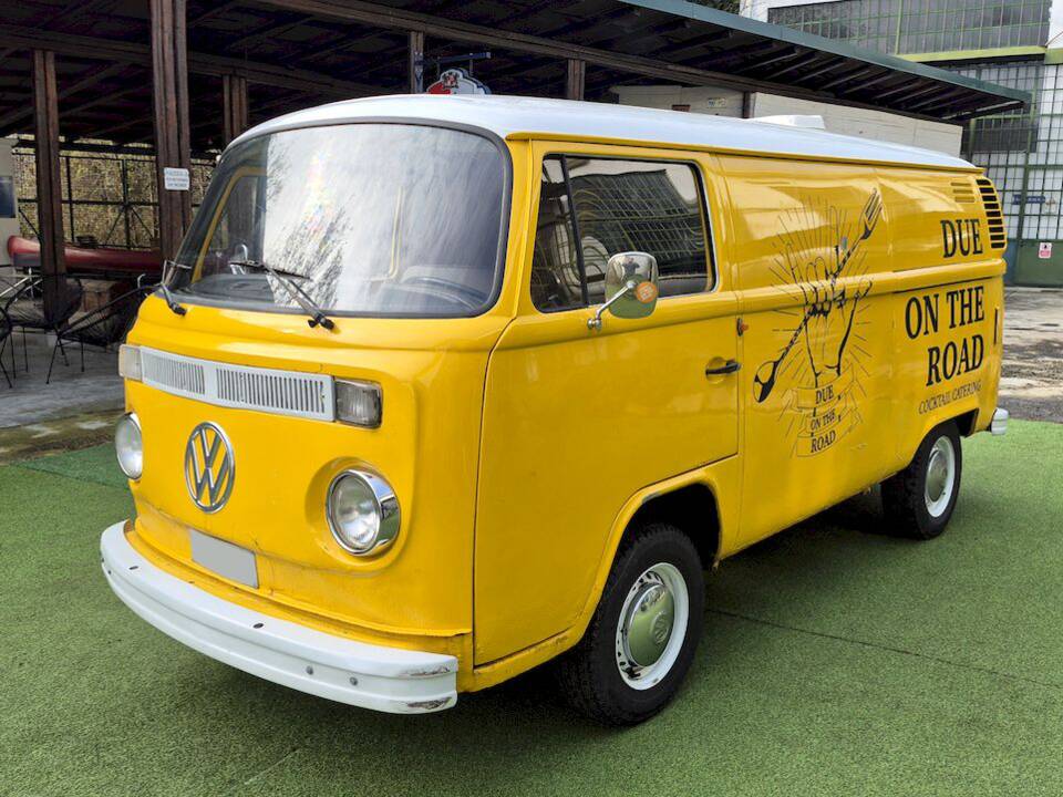 Bild 6/50 von Volkswagen T2b Kastenwagen (1976)