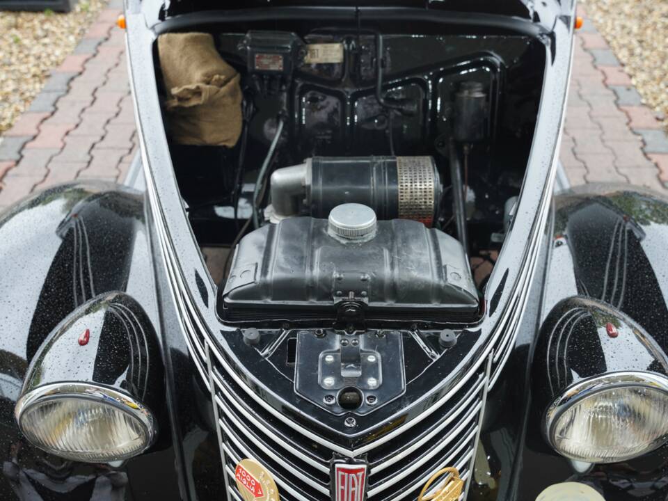 Image 4/50 of FIAT 1100 B (1947)