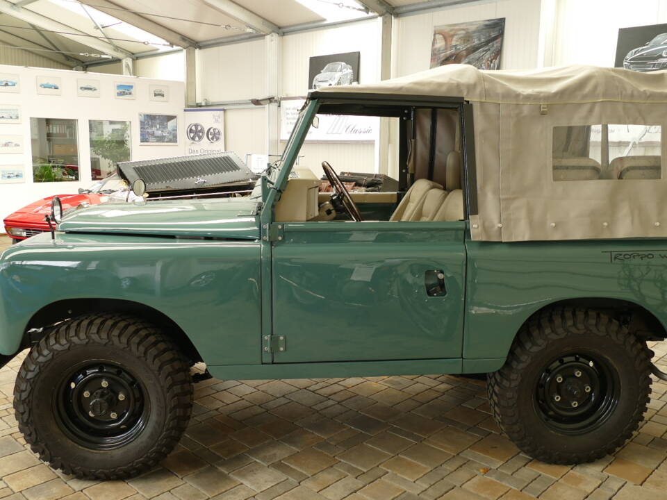 Image 5/19 de Land Rover 88 (1978)