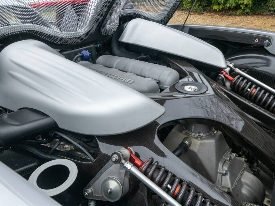 Image 29/50 de Porsche Carrera GT (2005)