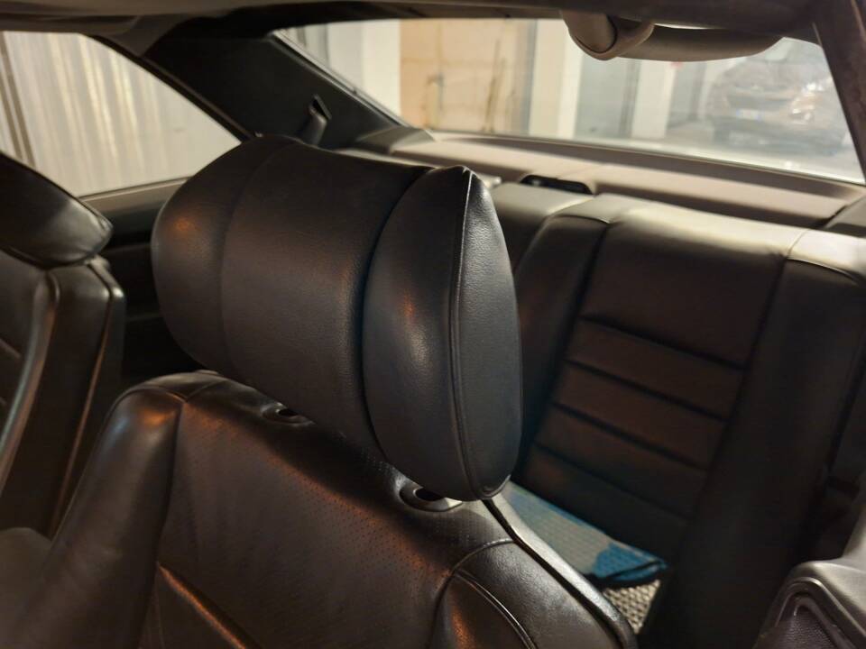 Bild 5/8 von Mercedes-Benz 500 SEC (1987)