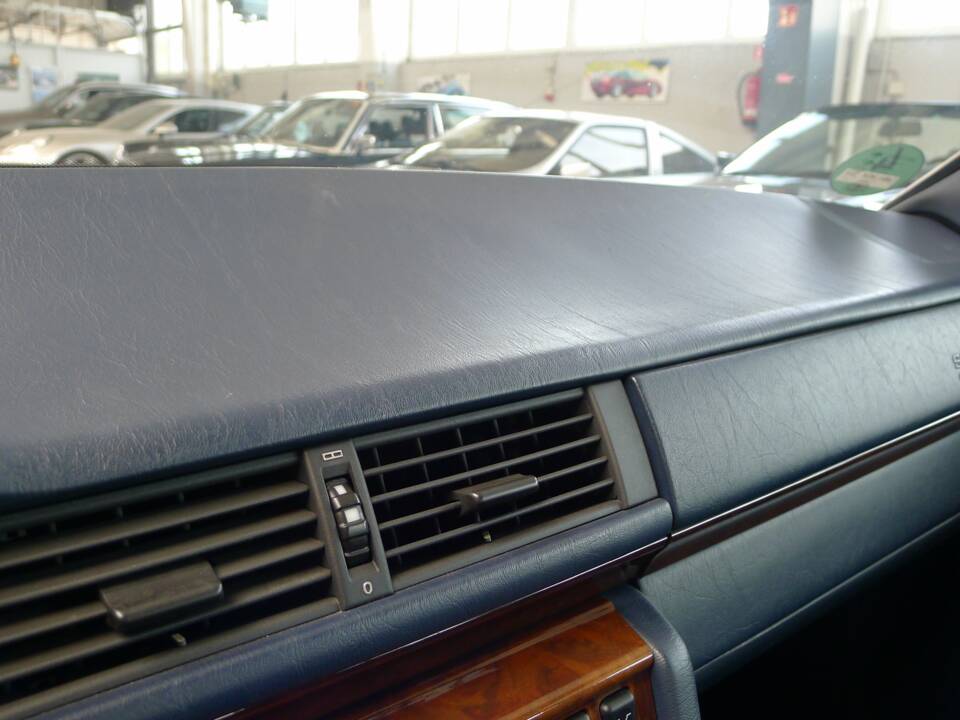 Afbeelding 4/40 van Mercedes-Benz E 420 (1993)