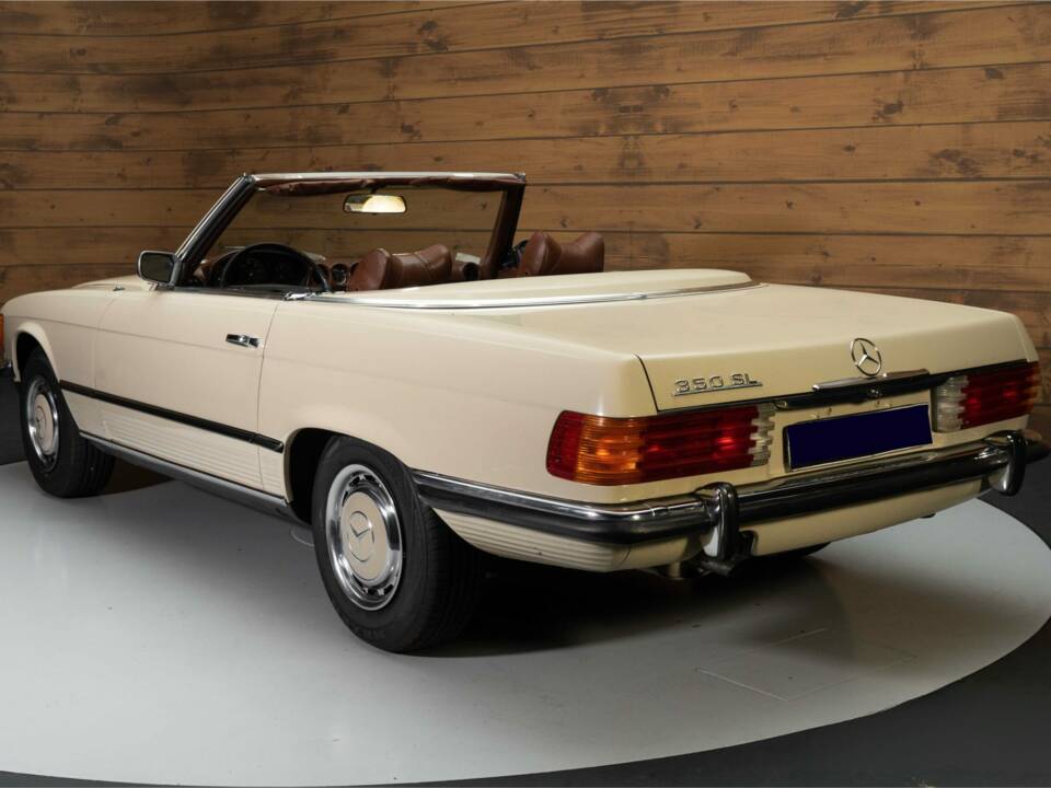 Image 4/8 of Mercedes-Benz 350 SL (1972)