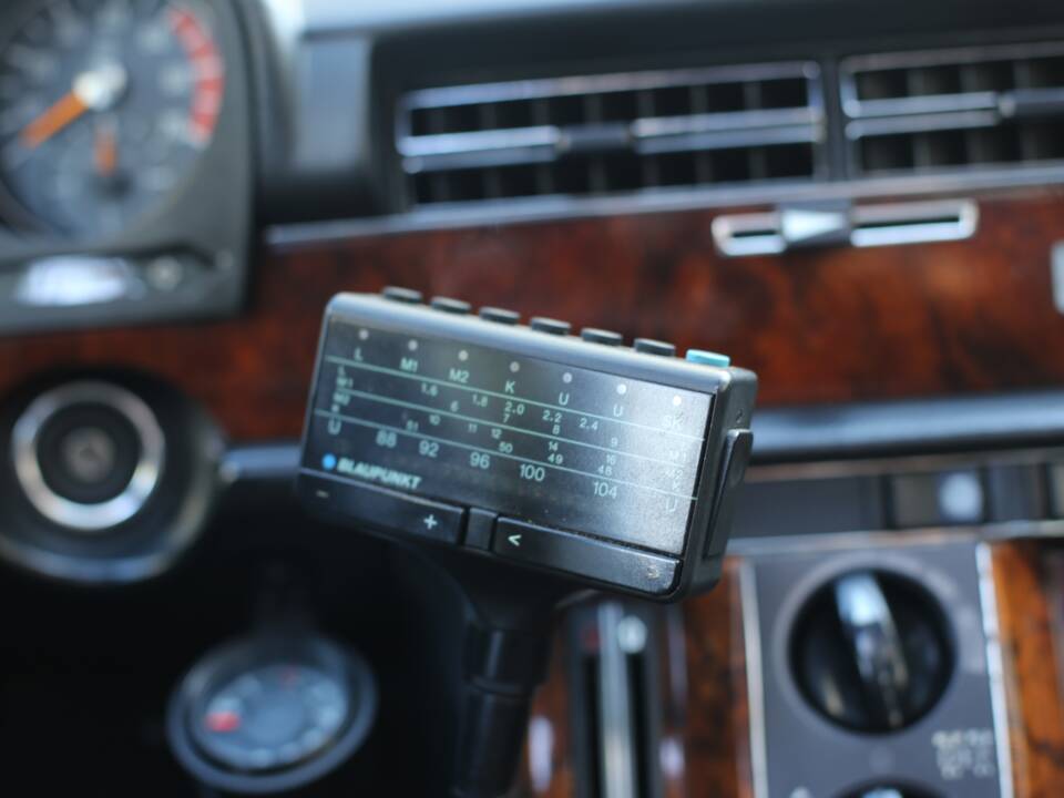 Afbeelding 13/46 van Mercedes-Benz 450 SEL 6,9 (1977)