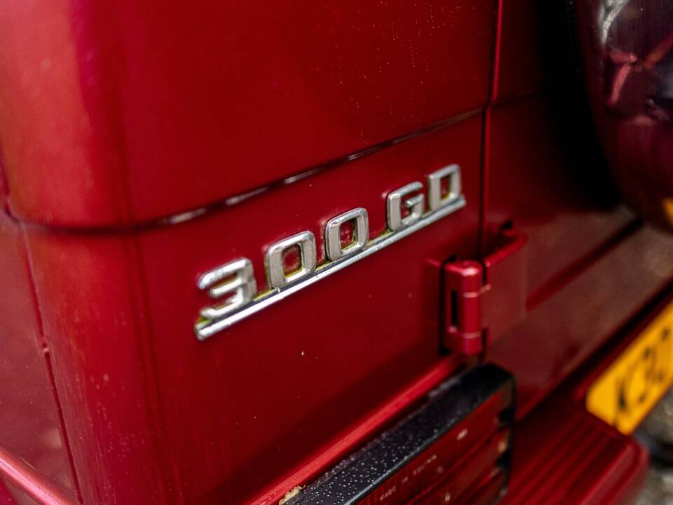 Image 7/32 of Mercedes-Benz 300 GD (kurz) (1992)