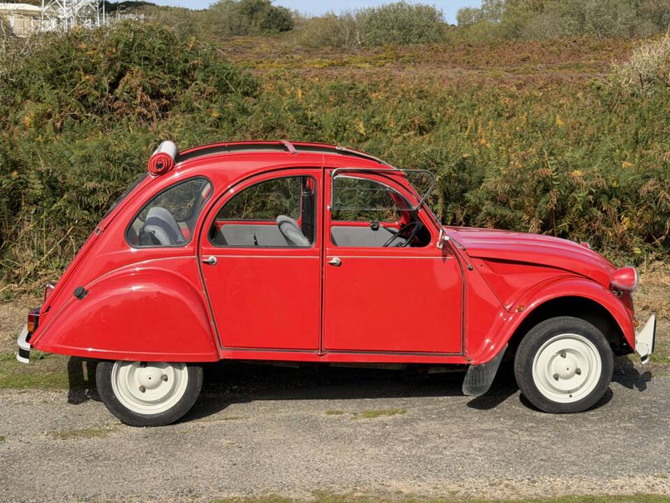 Bild 2/12 von Citroën 2 CV 6 (1990)