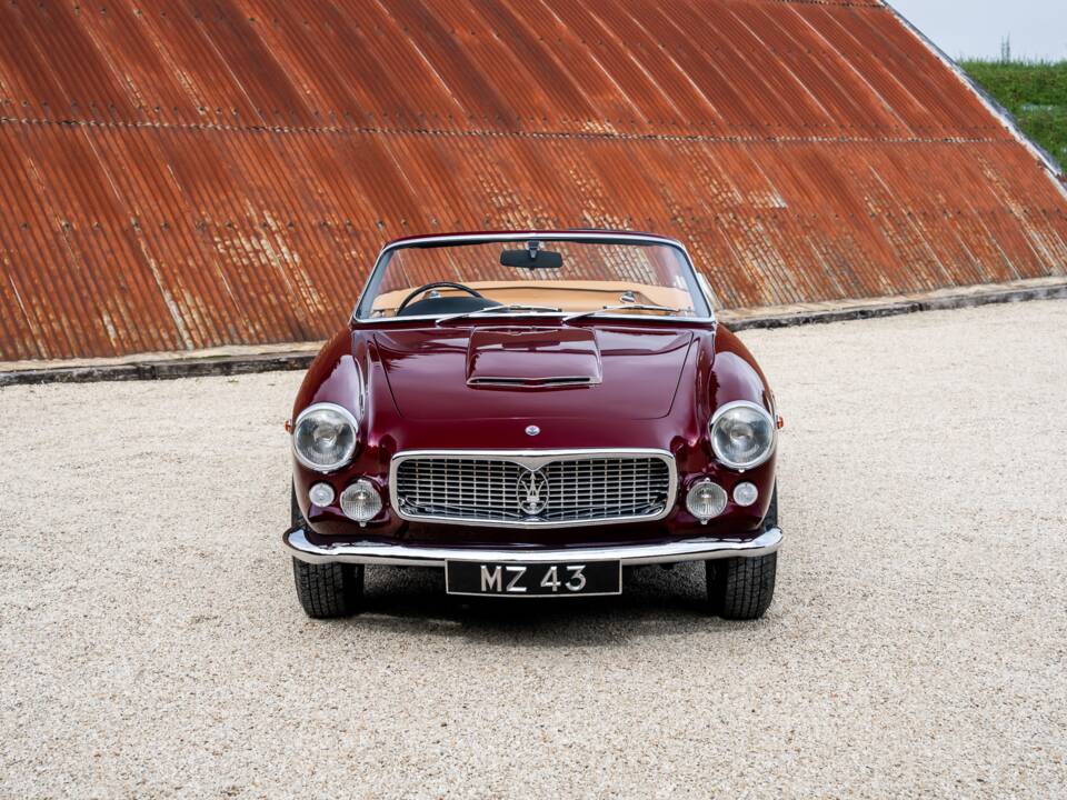 Image 7/51 of Maserati 3500 GTI Spyder Vignale (1963)