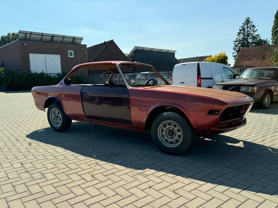 Image 5/20 of BMW 3.0 CS (1975)